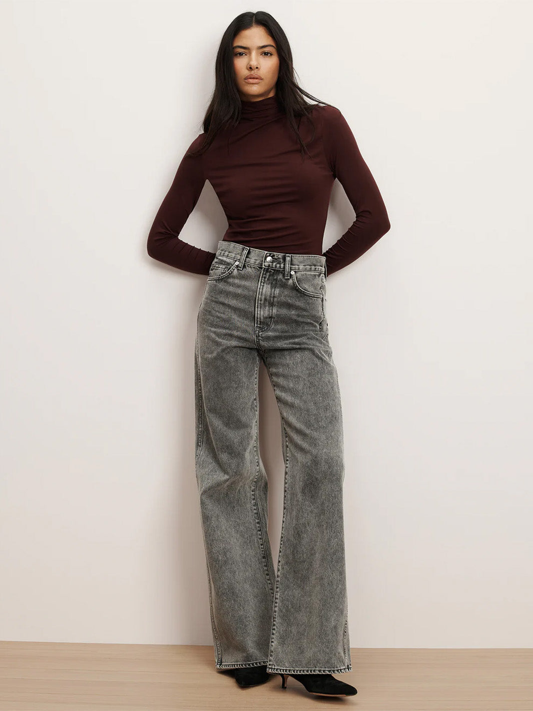 Mylie Mock-Neck Top in Raisin