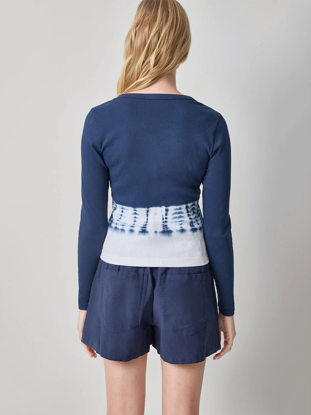 Bamboo Dye V-Neck Cardigan in Navy Dye
