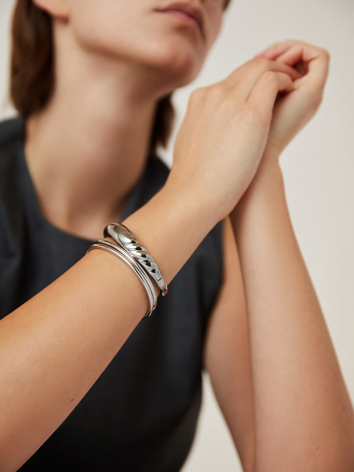 Nelle Bangle in Silver