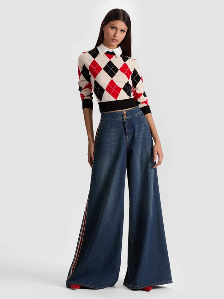 Nessi Jean w/Side Stripe in Clementine Tint