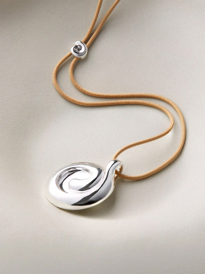 Nico Mirror Pendant Rope Necklace in Silver