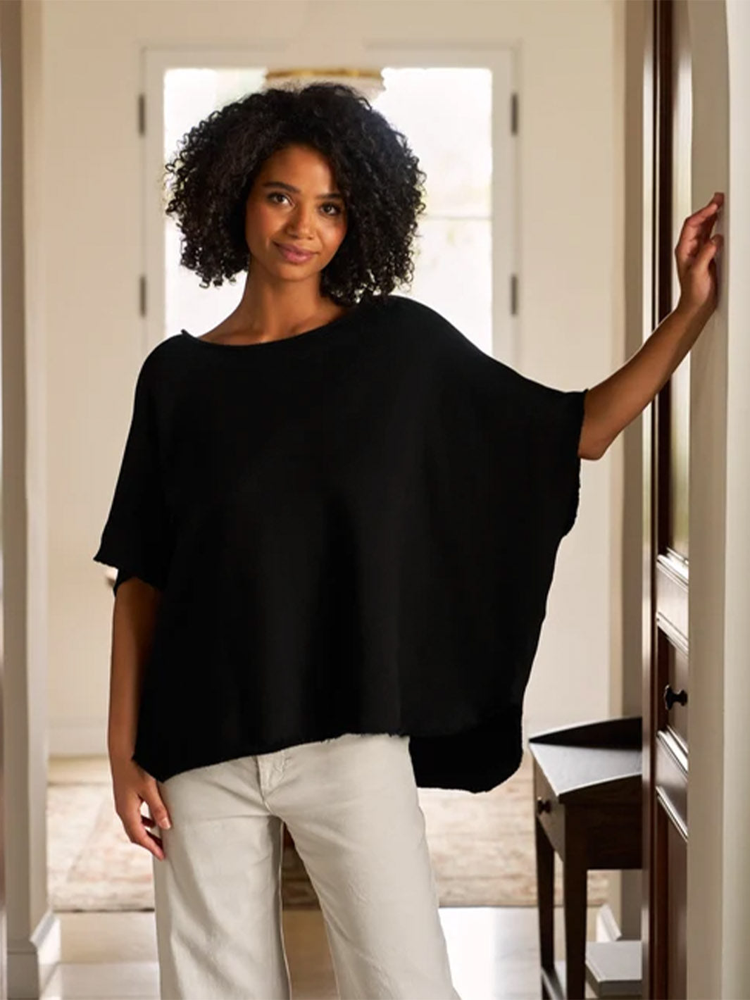 Olive Capelet in Black