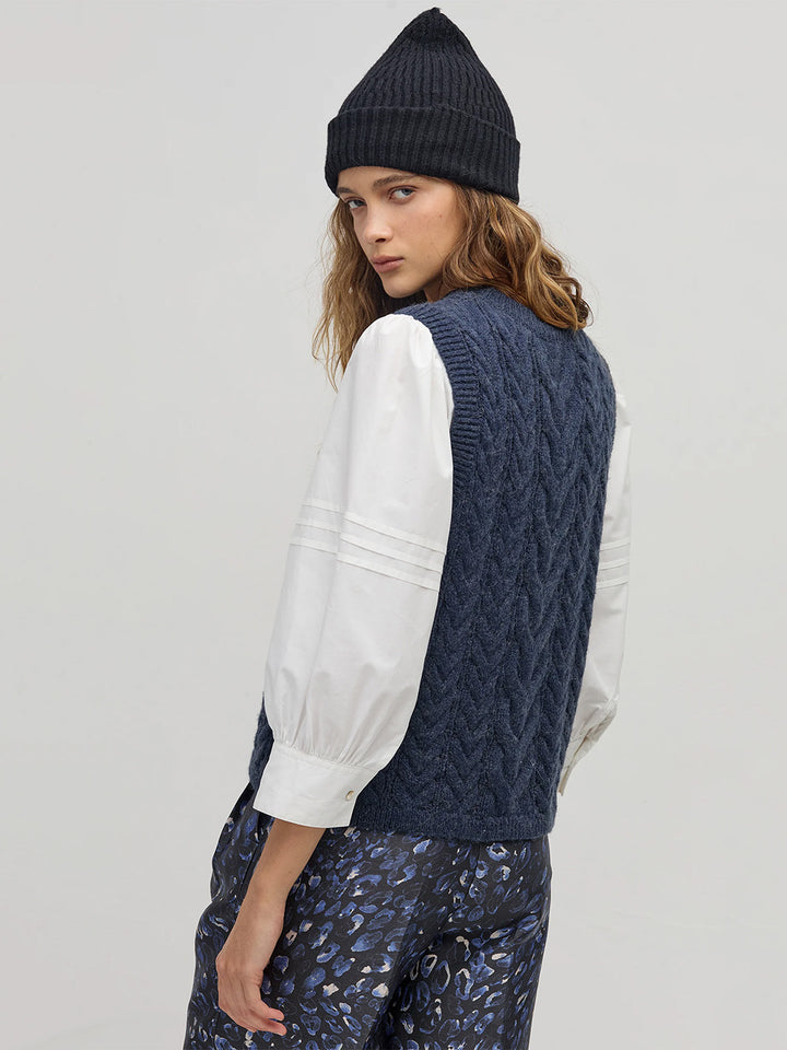 Otto Knitted Vest in Navy