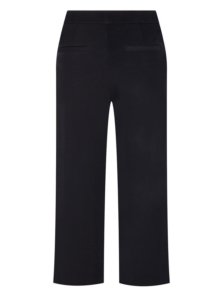 Palina 6/8 Pant in Black