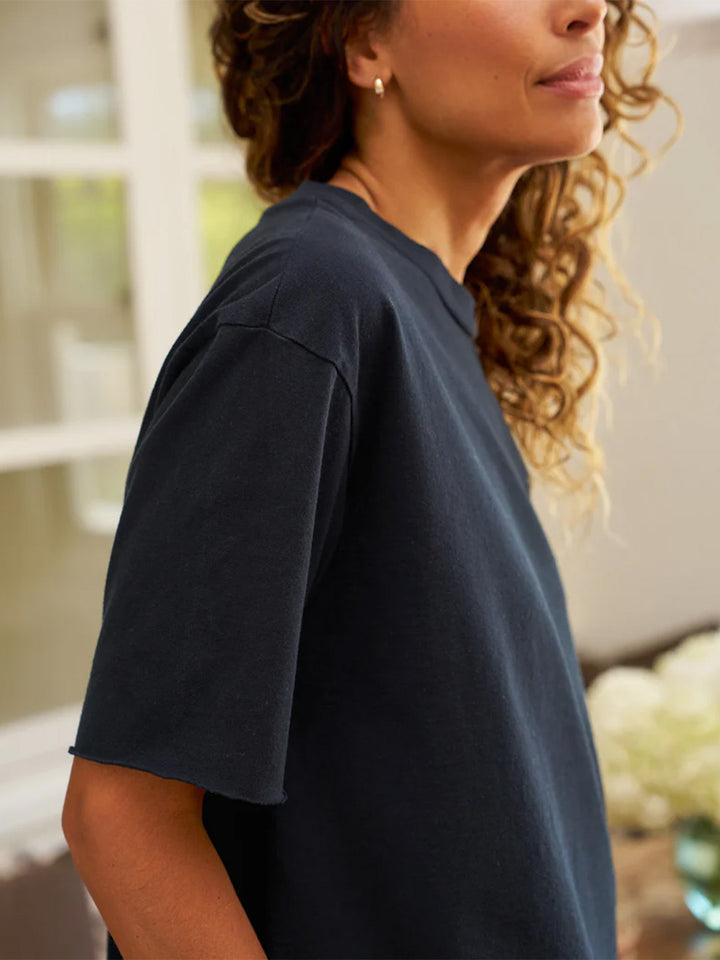 Perry Short Sleeve Crew Neck Tee in British Royal Navy