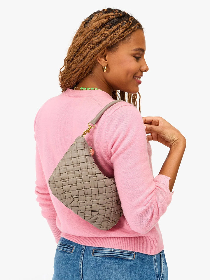 Petit Moyen in Dove Grey