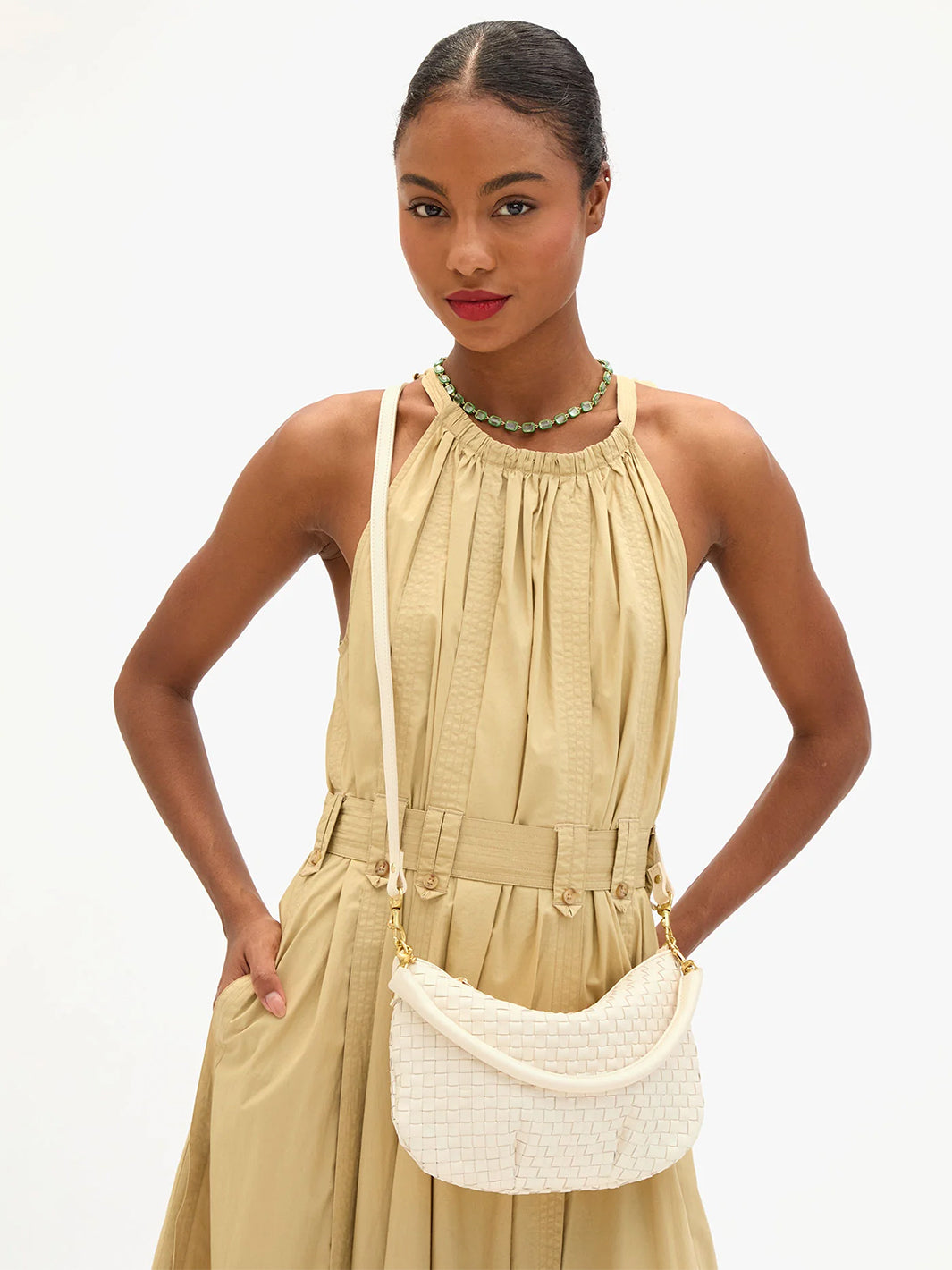 Petit Moyen Messenger Bag in Cream