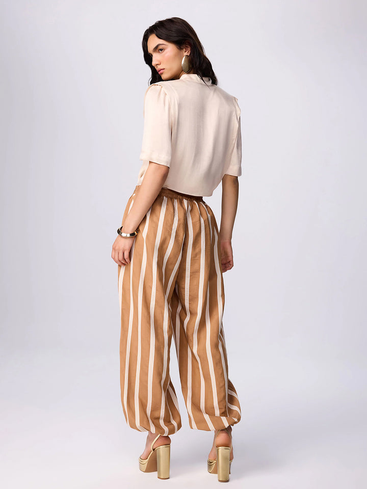 Phaenna Shoulder Pleat Tee in Ivory