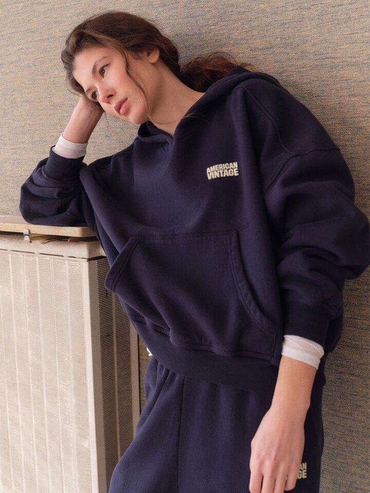 Plizzy Hoodie in Navy