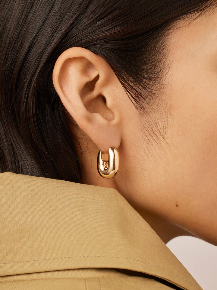 Puffy U-Link Earrings in Gold