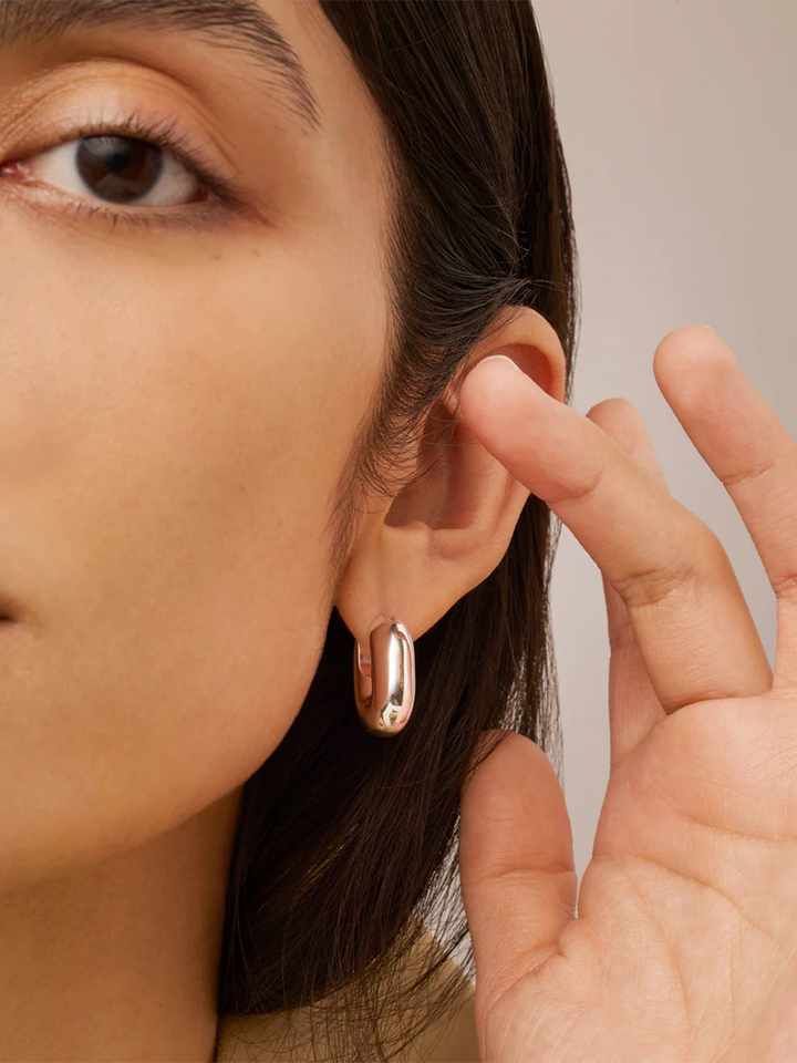 Puffy U-Link Earrings in Silver