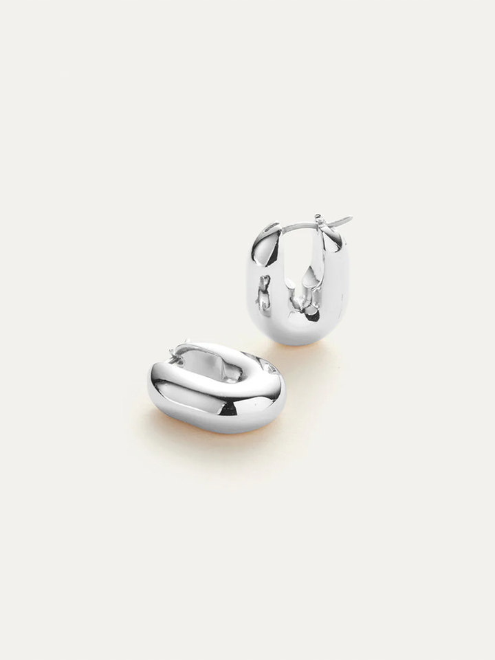 Puffy U-Link Earrings in Silver