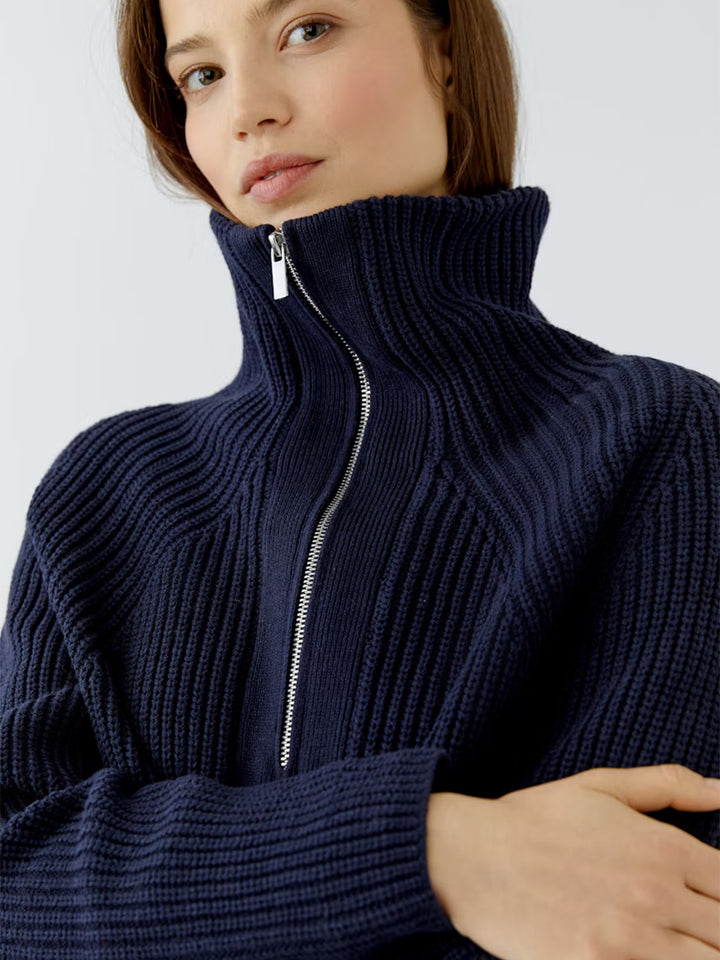 Pullover in Dark Blue