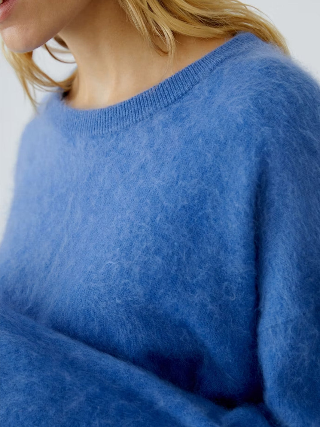 Pullover Sweater in Blue