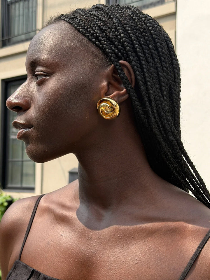 Renzo Earrings in Gold