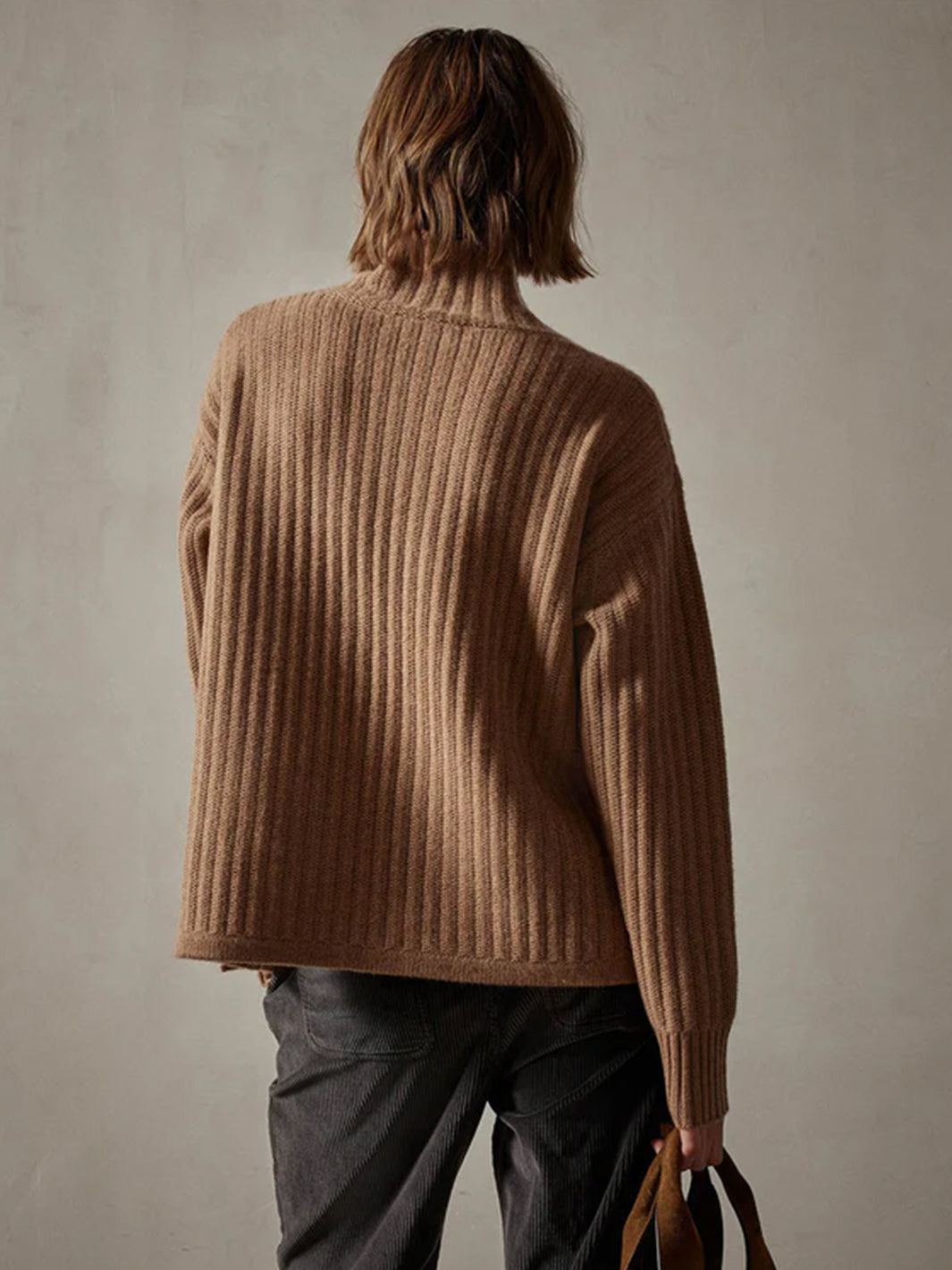 Ribbed Cashmere Funnel Neck in Caramel