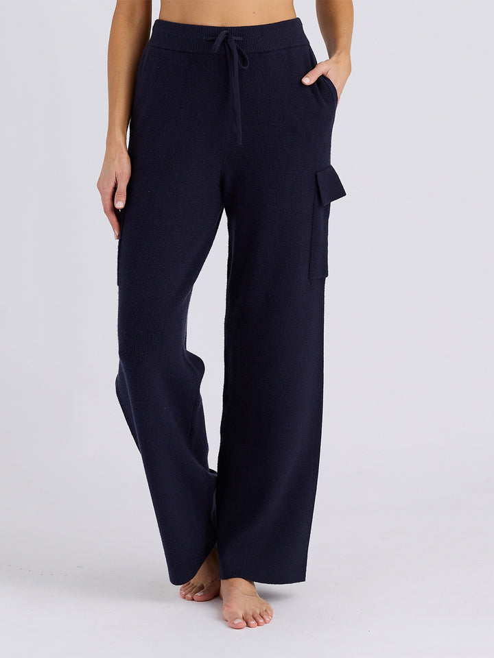 Ryen Pant in Black