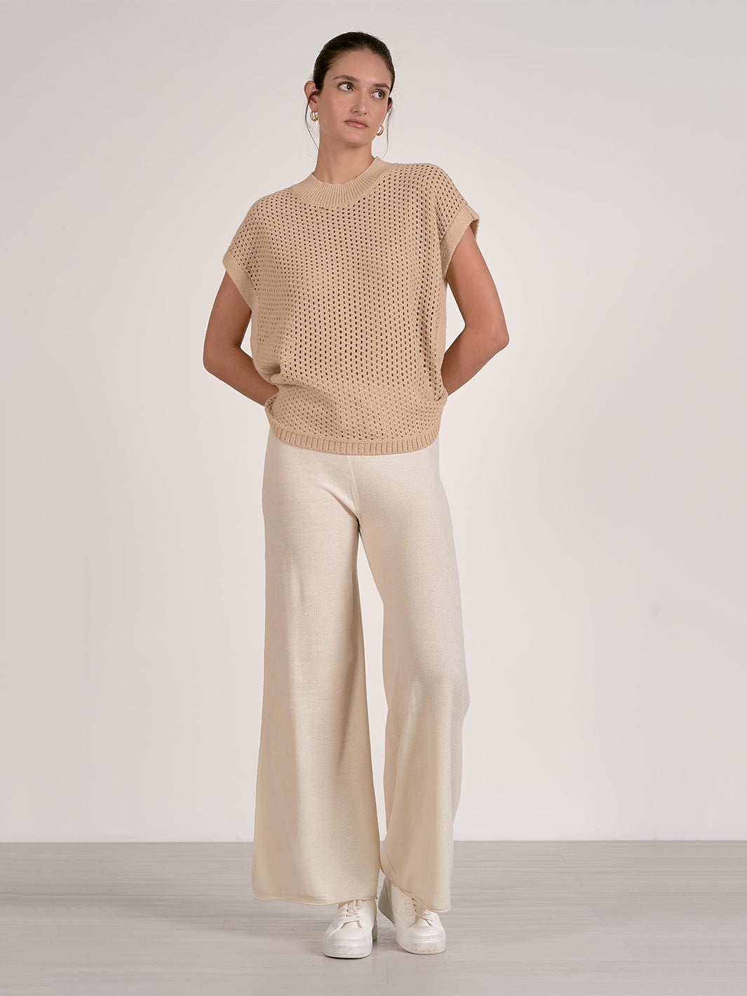 Short Sleeve Open Knit Sweater in Sand