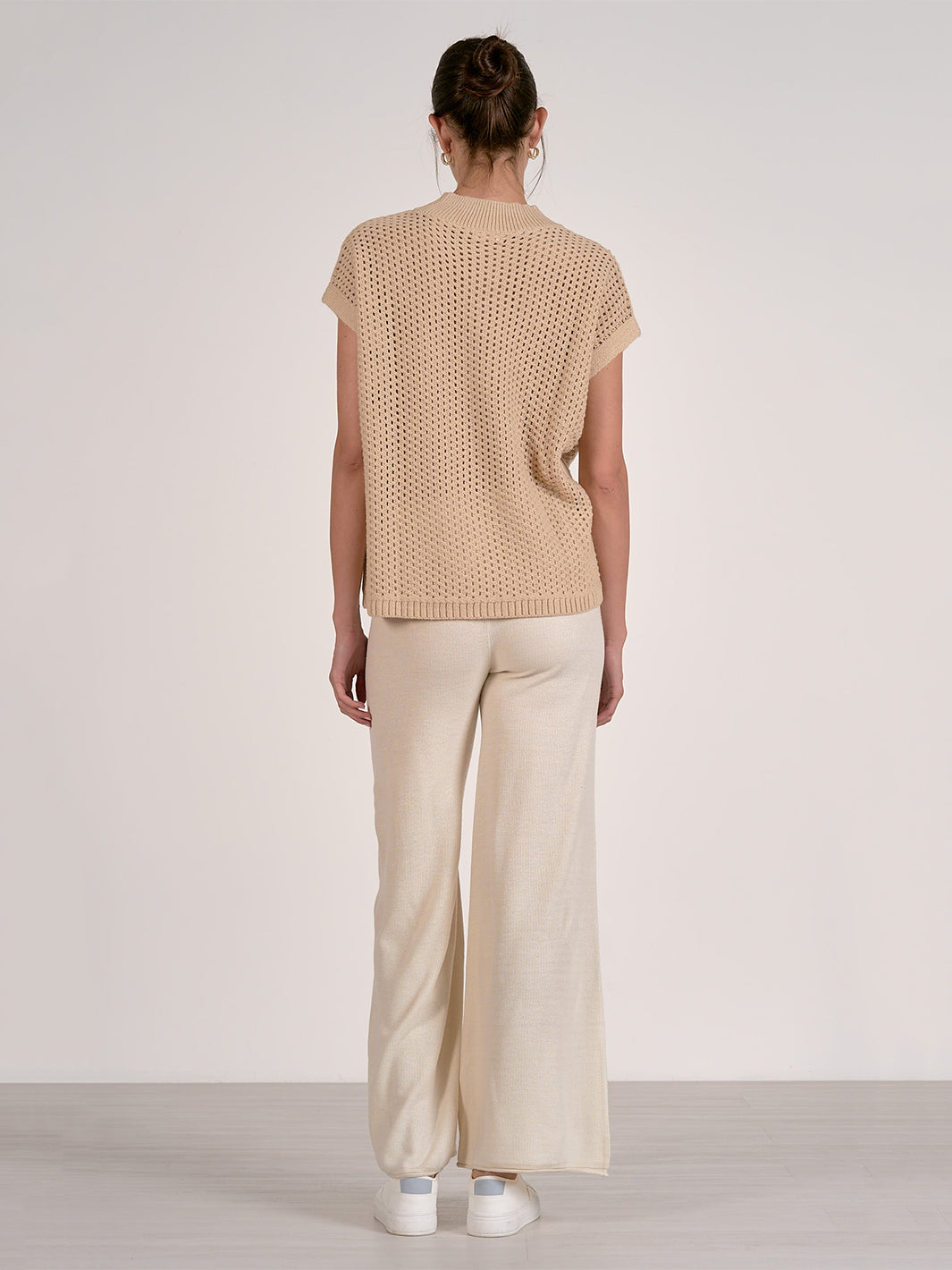 Short Sleeve Open Knit Sweater in Sand