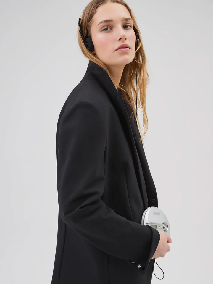Iconic Scuba Dickey Jacket in Black