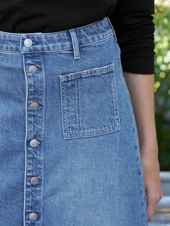 Shannon Classic Denim Skirt in 1978 Wash