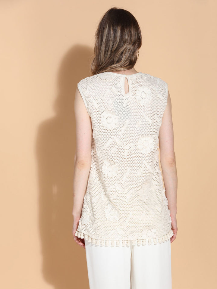 Sleeveless Lace Tunic in Cream