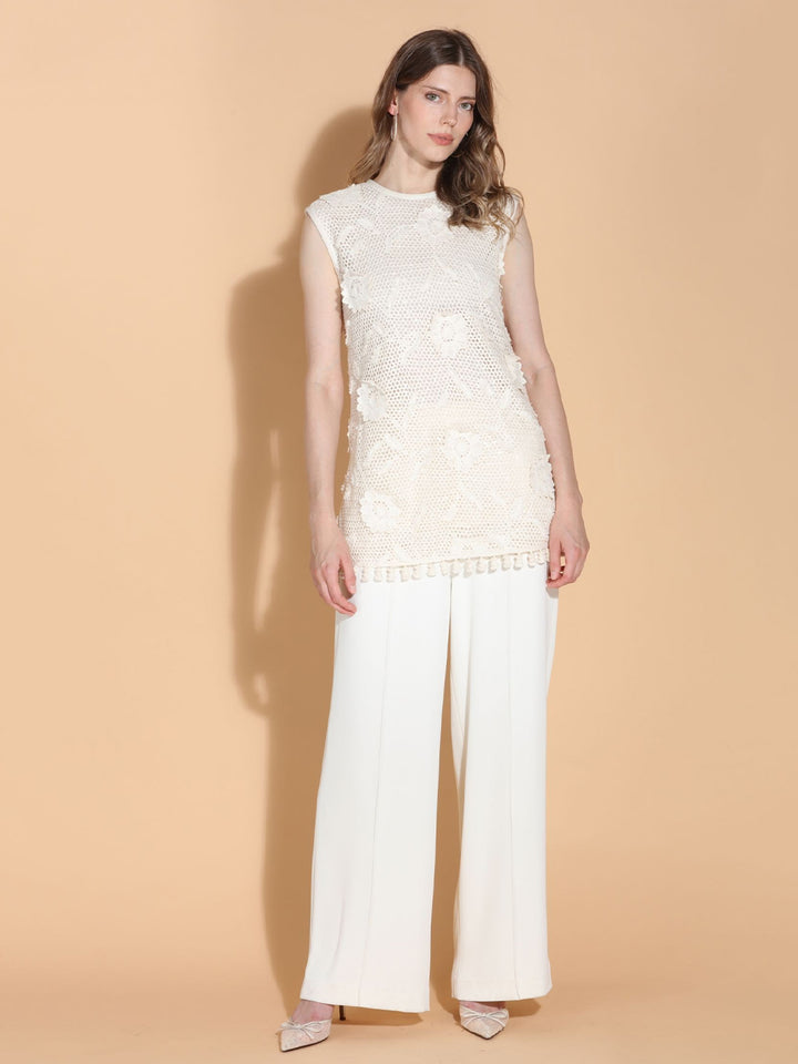 Sleeveless Lace Tunic in Cream