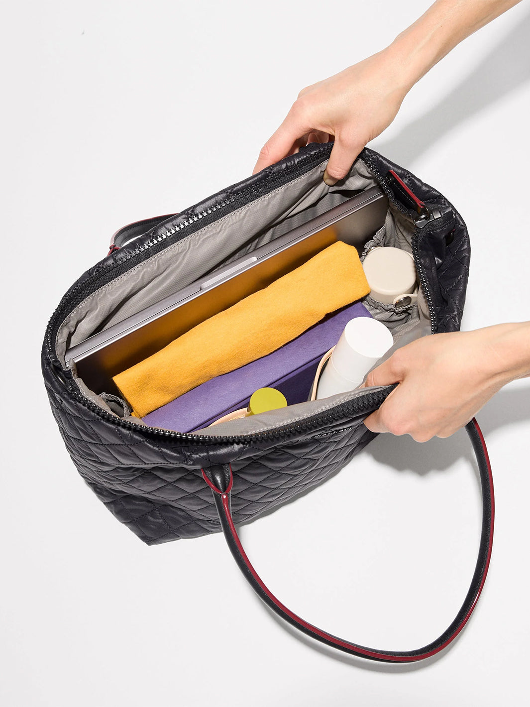 Small Daily Tote in Black