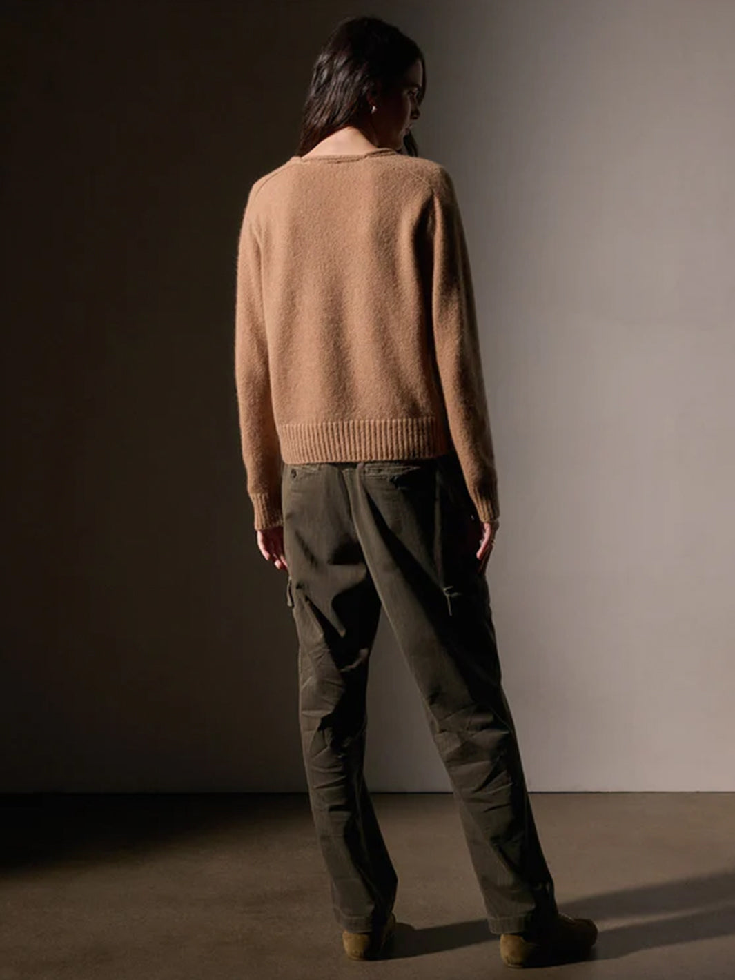 Cashmere Soft V Sweater in Camel