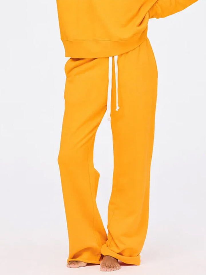 Weekend Barb Sweatpant in Clementine