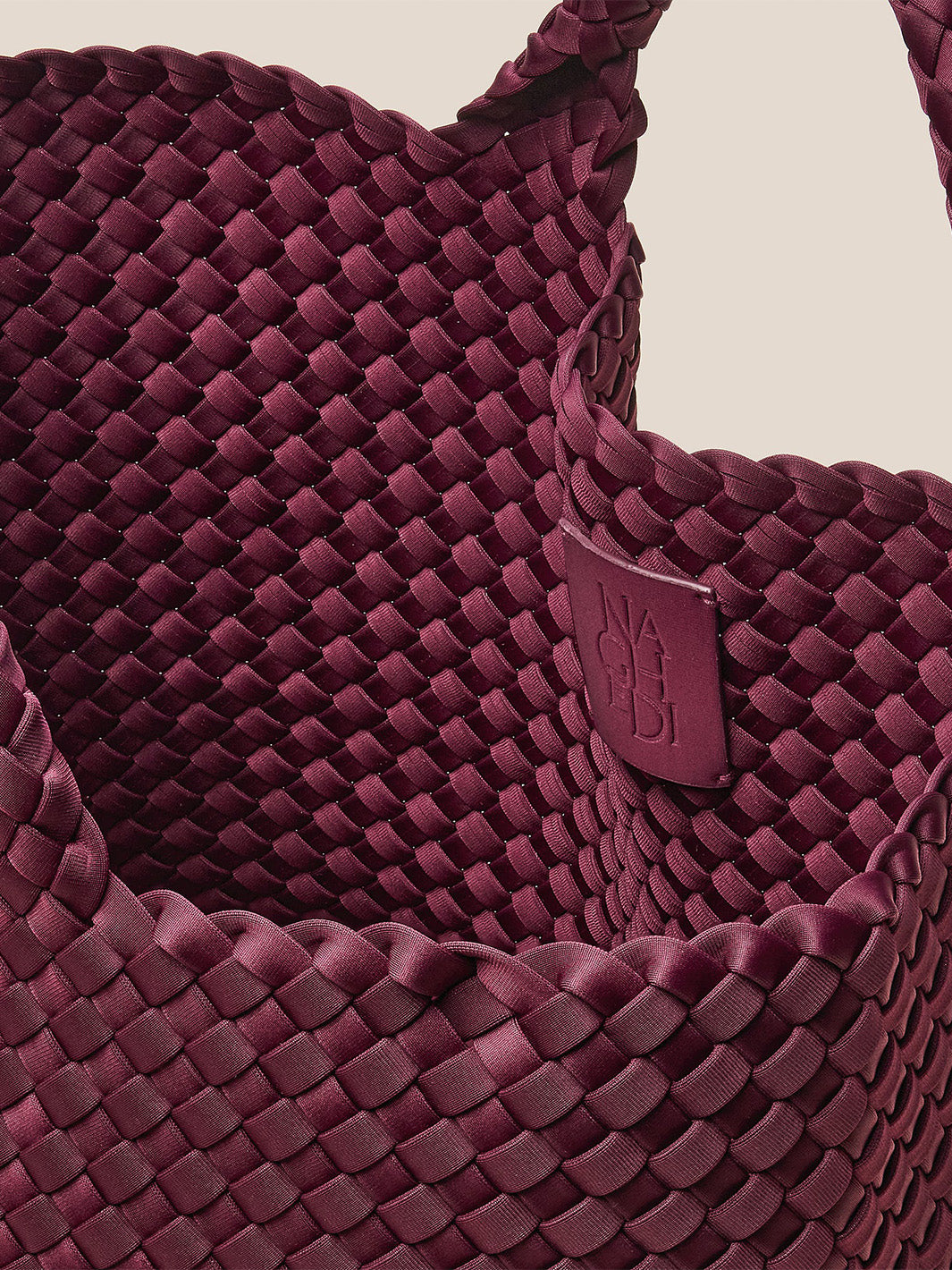 St Barths Medium Tote in Bordeaux