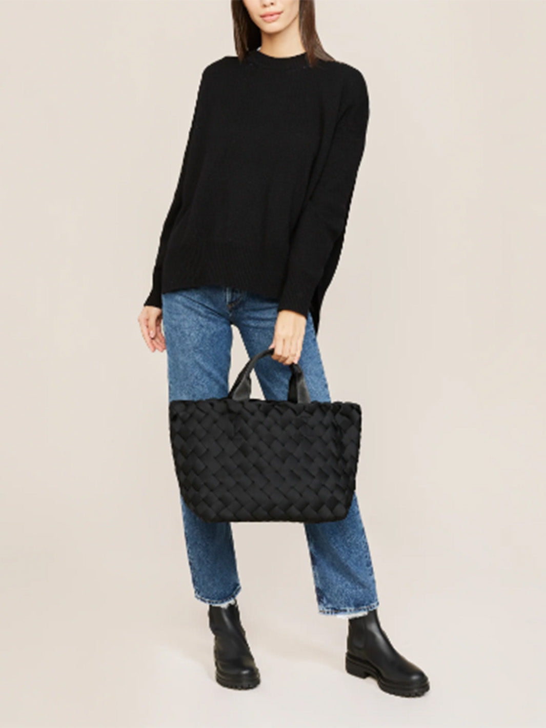 Tangier Medium Tote in Onyx