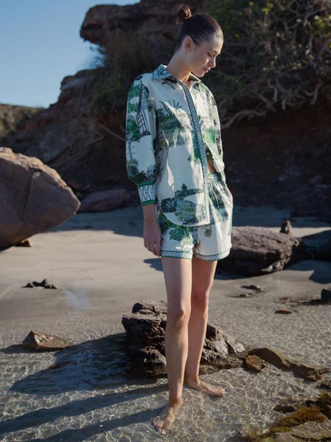 Thailand Poplin Shorts in White and Green