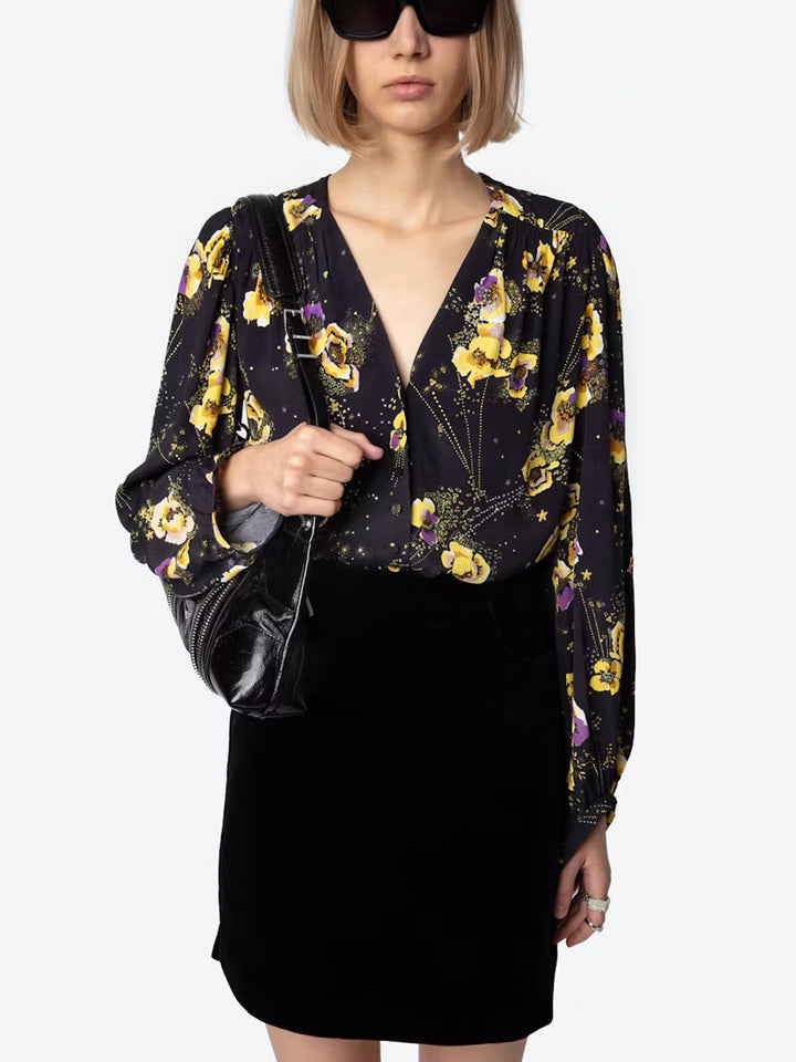 Turnin Crepe Yoko Blouse in Noir