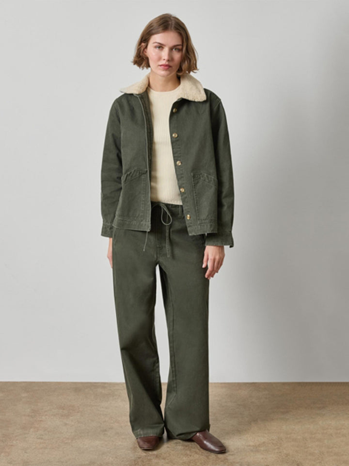 Washed Twill Pleat Back Jacket in Juniper