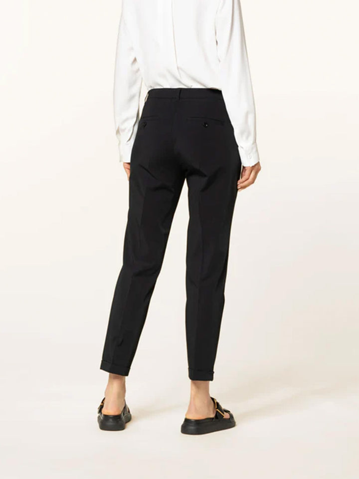 UTE 7/8 Pant in Black