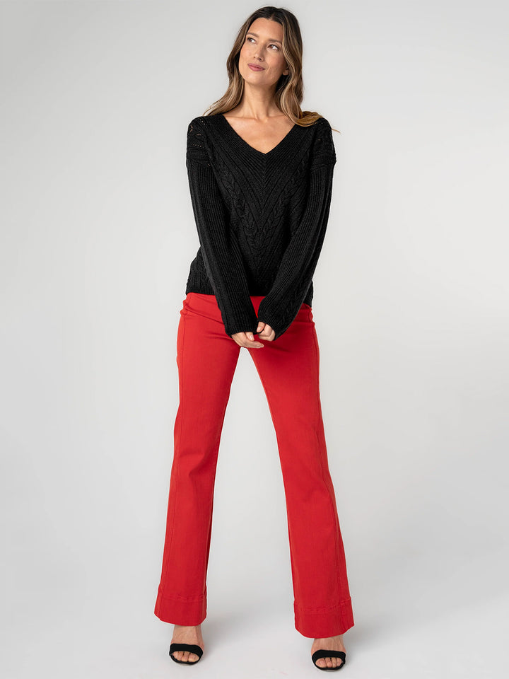 Long Sleeve V-Neck Sweater in Black