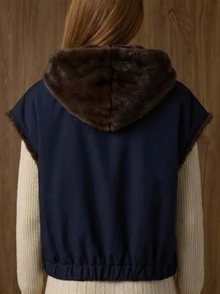 Reversible Nylon Gilet in Dark Brown/Navy