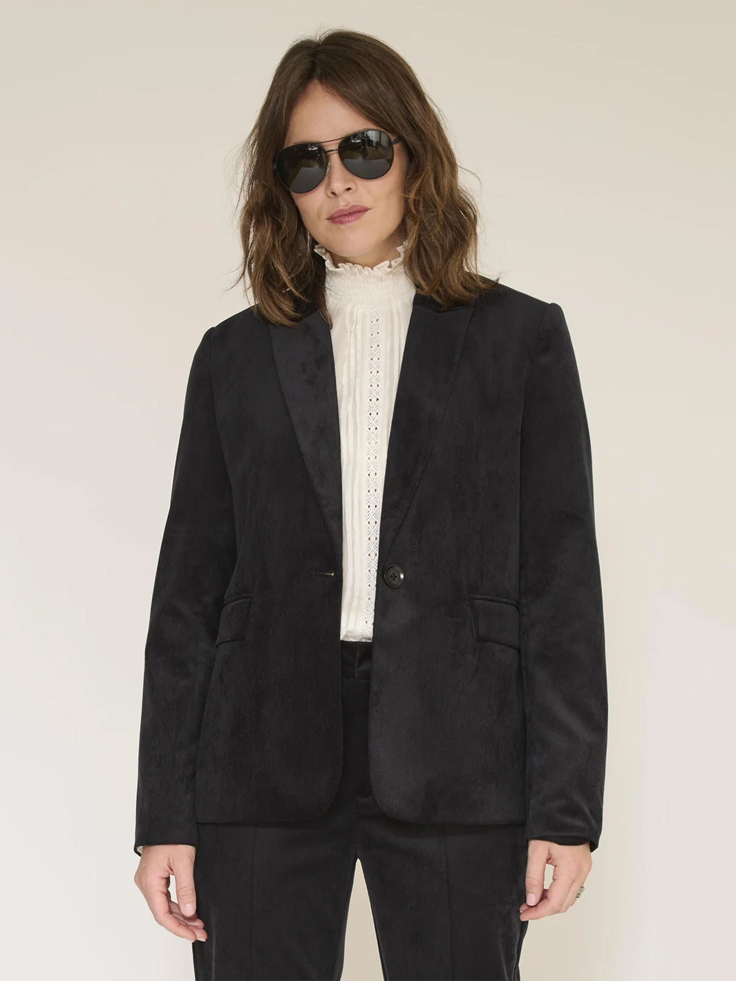 Vina Jacket in Black