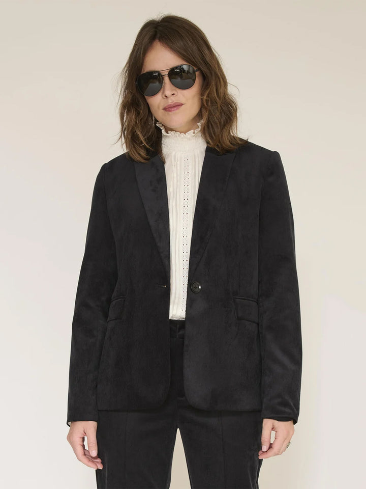 Vina Jacket in Black