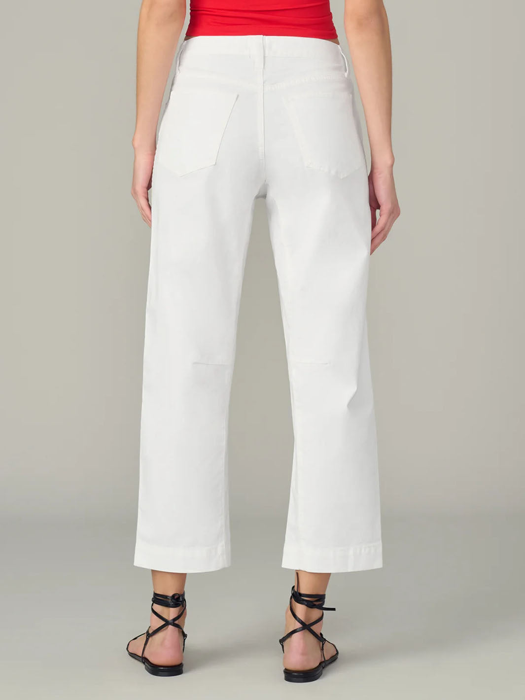 The Wilder Relaxed Barrel in White