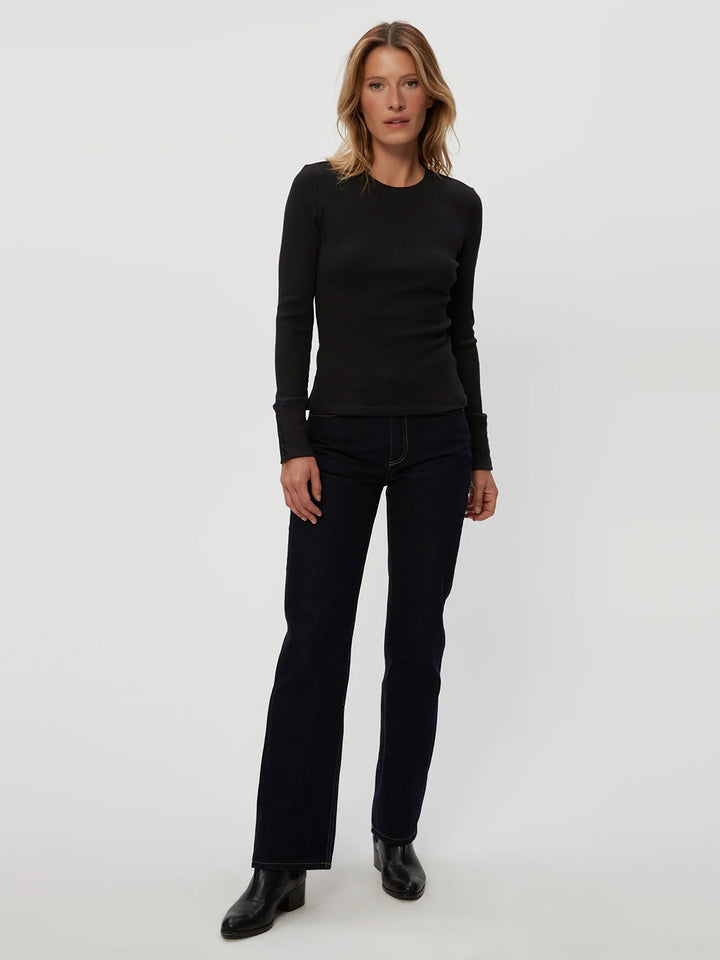 Willa Crew w/ Button Cuff in Black