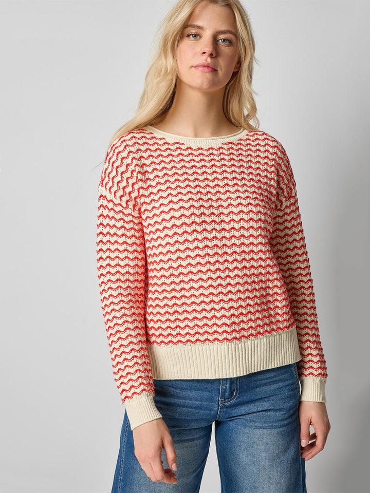 Long Sleeve Zig Zag Sweater in Magnolia Zig Zag