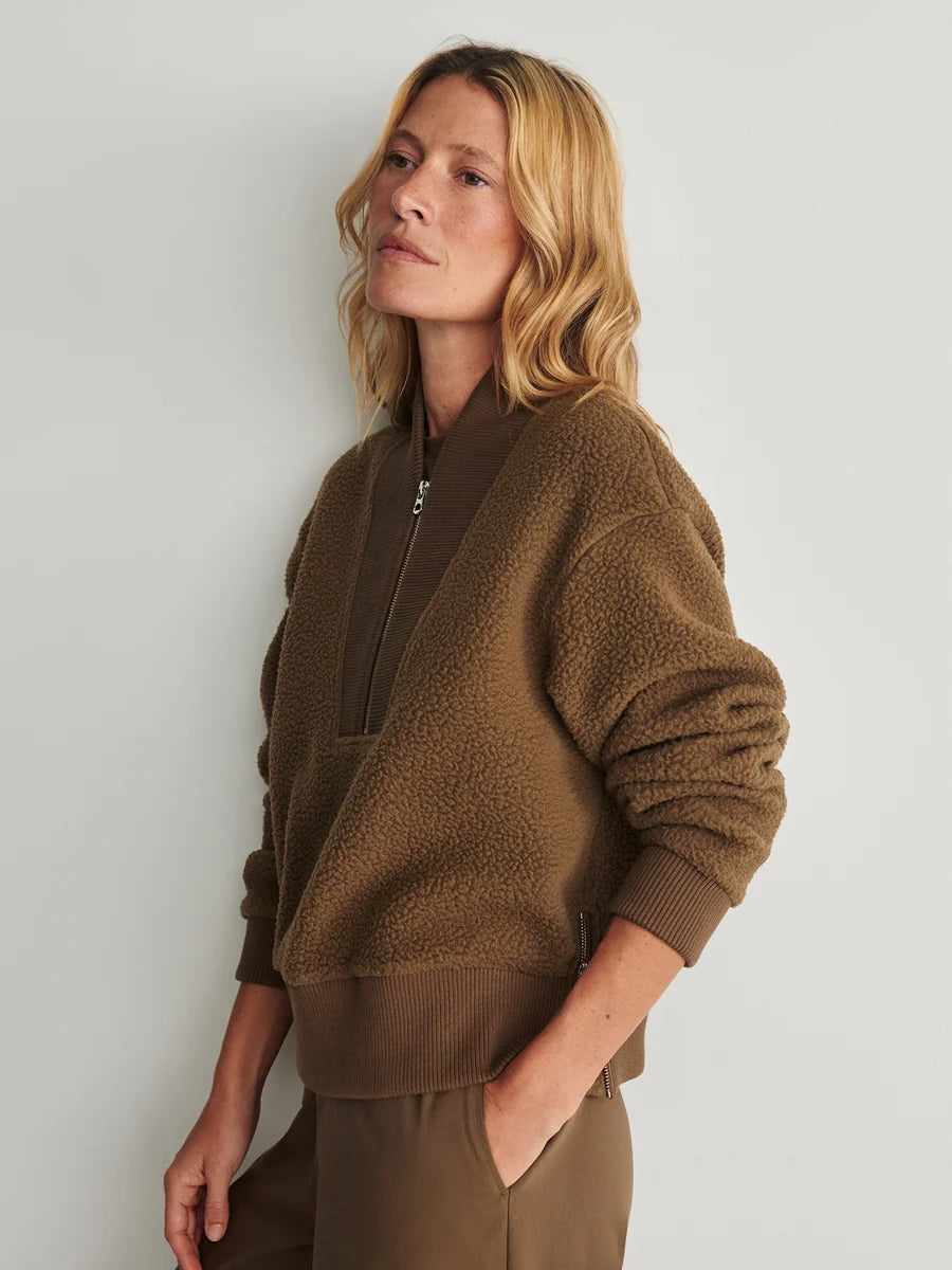 Mumford Half-Zip Fleece in Teak Olive