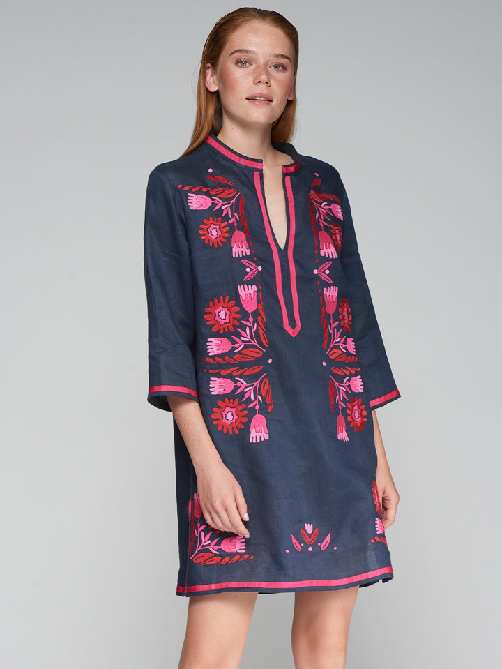 Kaftan Diletta Embroidered Dress in Lino Azul Marino