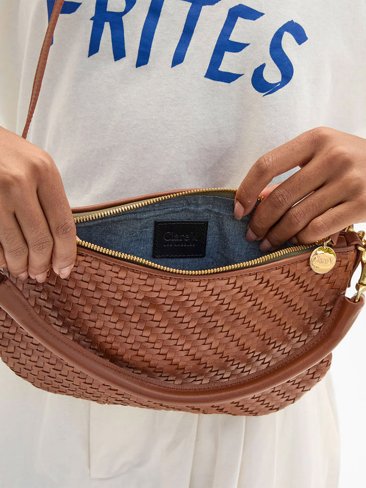 Petit Moyen in Hazelnut