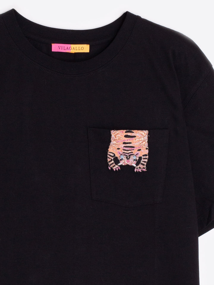 T-Shirt w/ Tiger Embroidery in Black